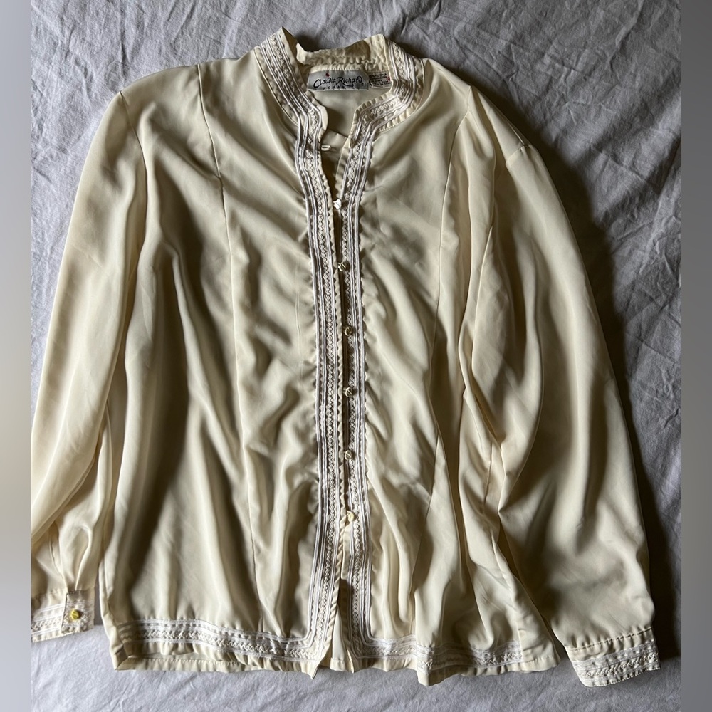 Vintage button down blouse